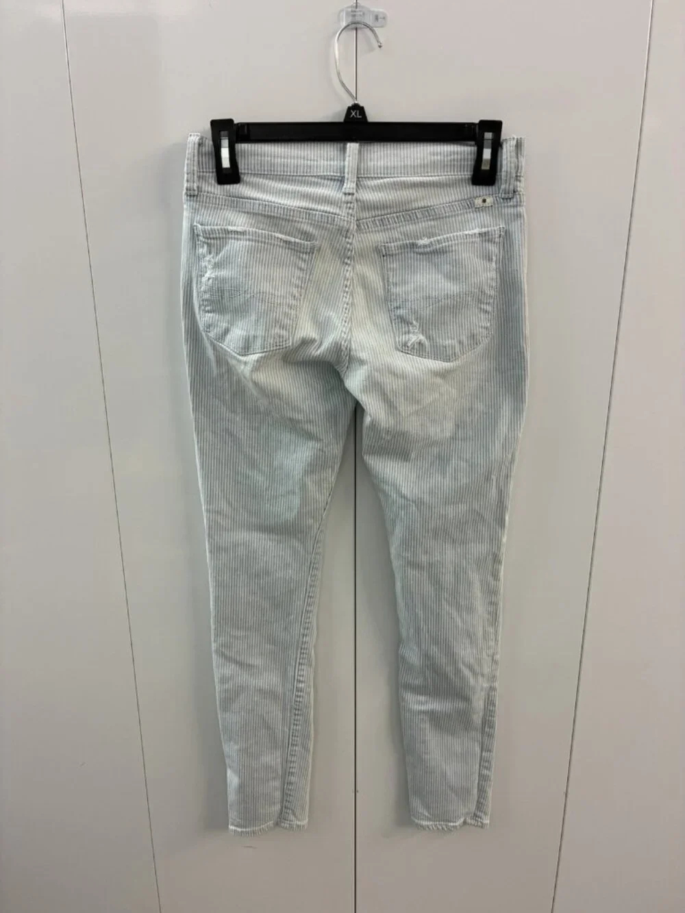 Lucky Brand Brooke Capri Jeans Womens Size 2/26‎ Striped Distressed Skinny